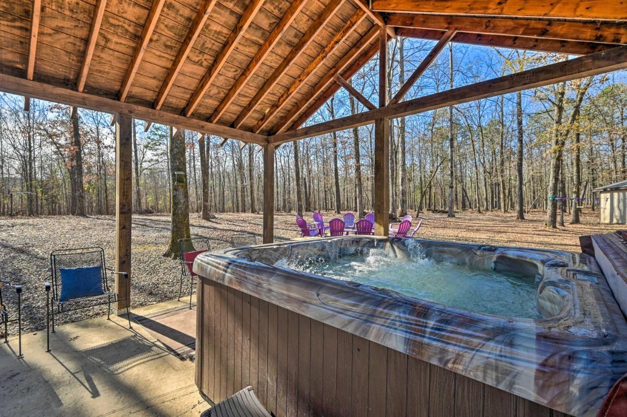 Villa Pet-Friendly Shady Oaks Broken Bow Gem With Patio! Exterior foto