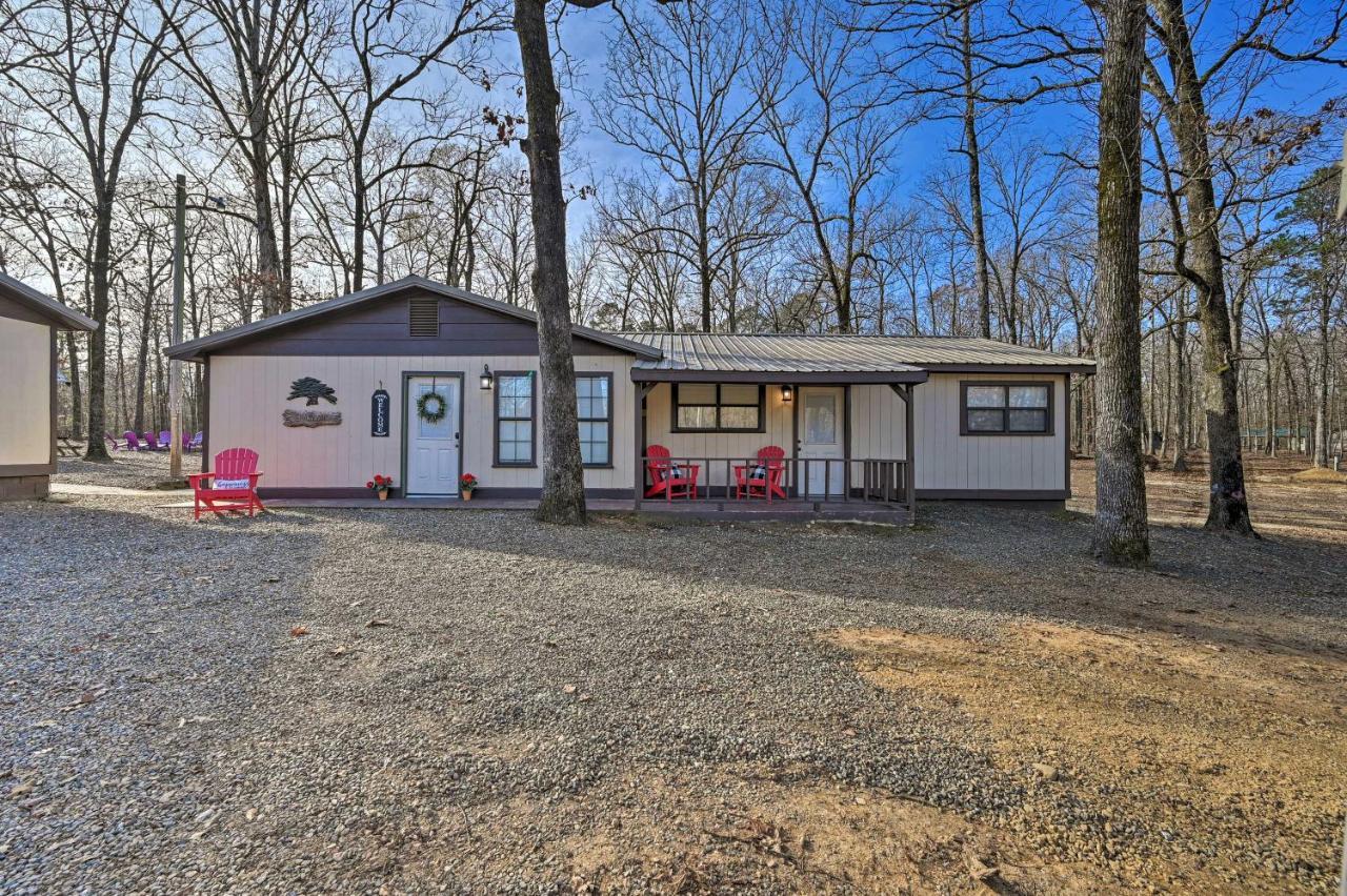 Villa Pet-Friendly Shady Oaks Broken Bow Gem With Patio! Exterior foto